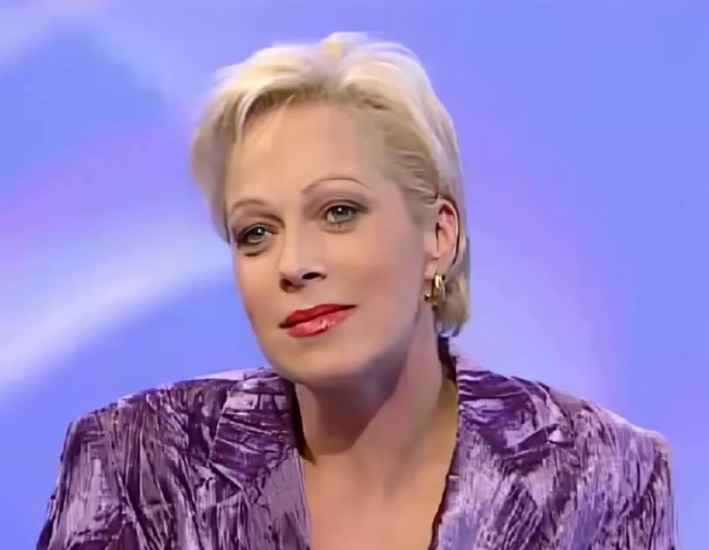 Denise Welch